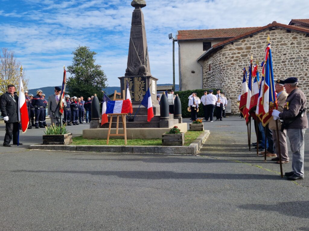 Cérémonie hommage aux gendarmes décédés à Saint-Just